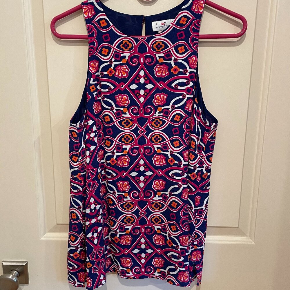 Vineyard Vines Tank Top w/ Shell Pattern